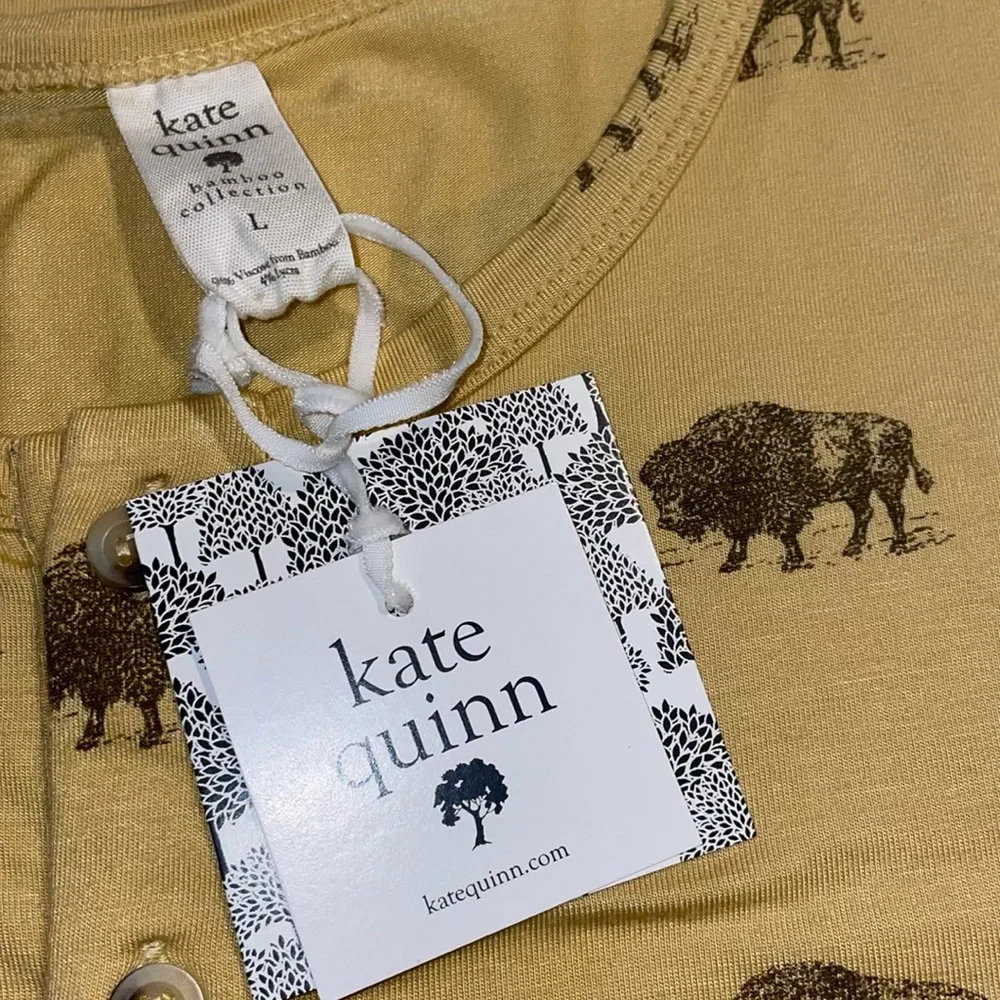 NWT A Kate Quinn Short Sleeve Basic Henley Tee Shirt featuring Buffalo - Picture 5 of 6